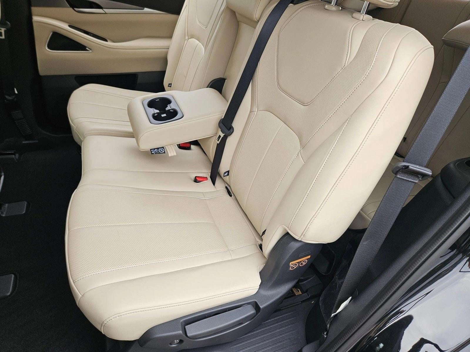 2022 INFINITI QX60 LUXE FWD