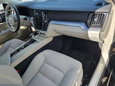 2020 Volvo S60 T5 FWD Momentum