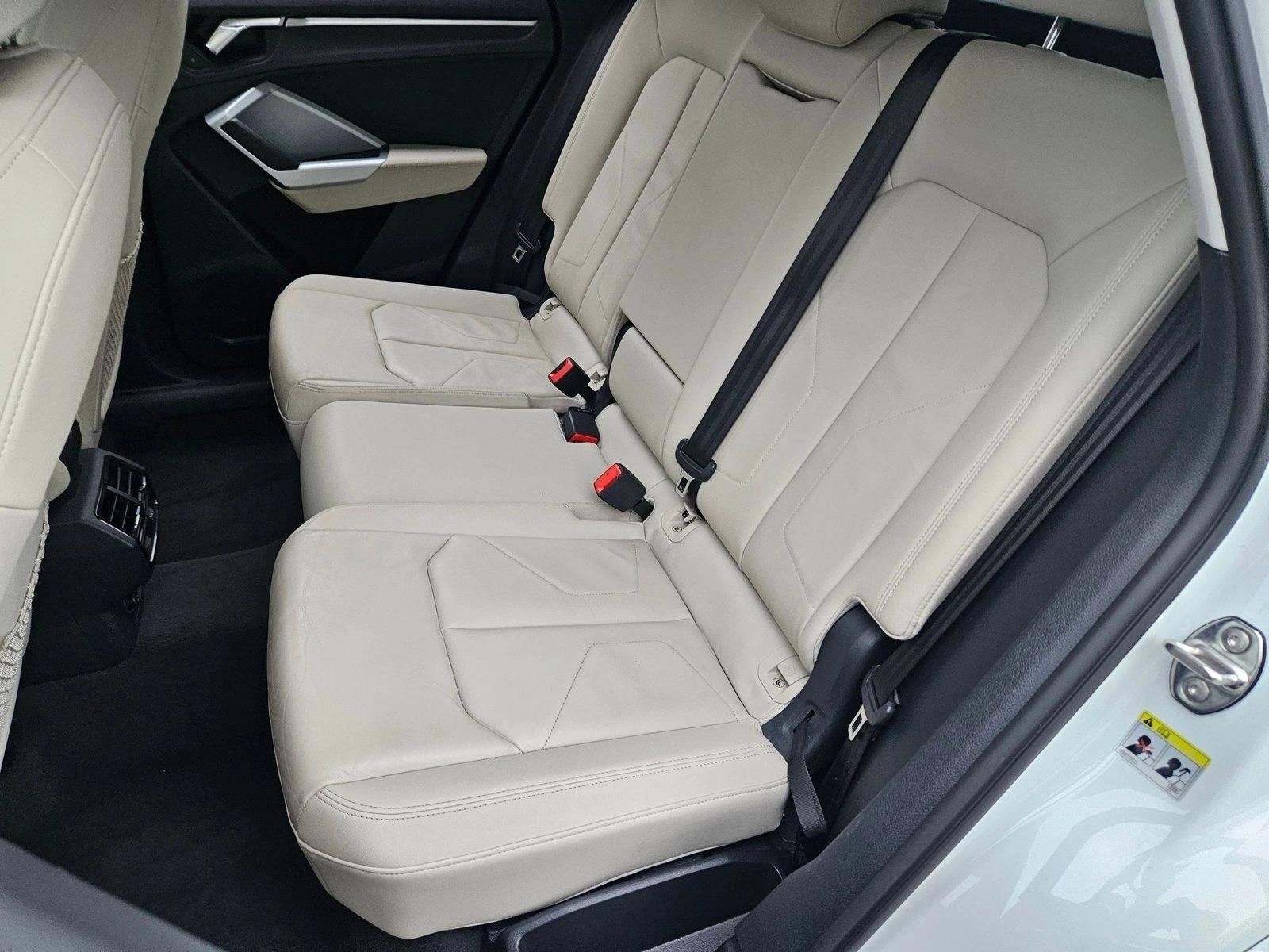 2022 Audi Q3 Premium 40 TFSI quattro