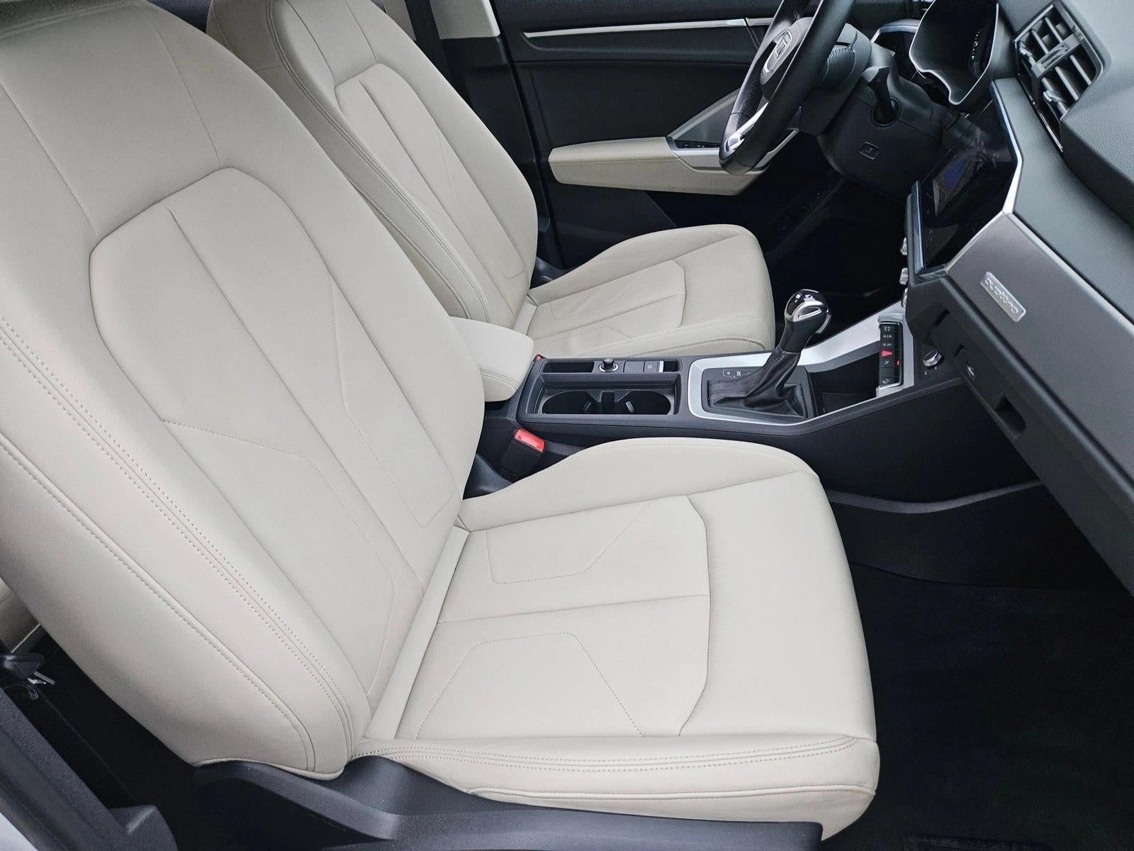 2022 Audi Q3 Premium 40 TFSI quattro