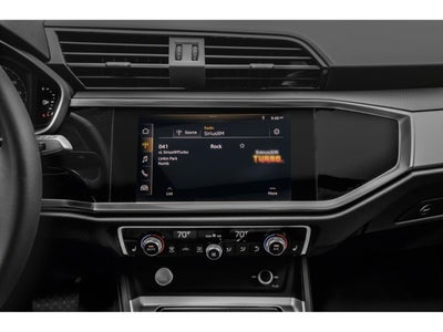 2022 Audi Q3 Premium 40 TFSI quattro