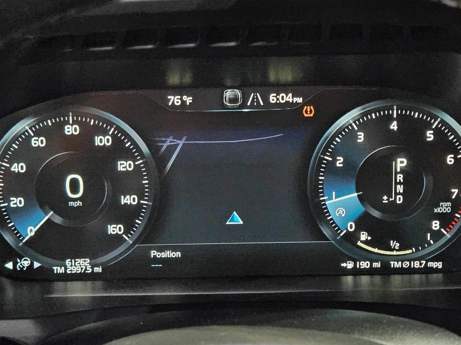 2020 Volvo XC90 T6 AWD Momentum 6 Passenger