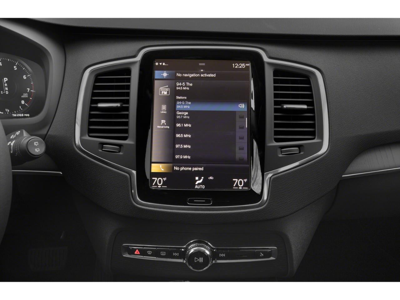 2020 Volvo XC90 T6 AWD Momentum 6 Passenger