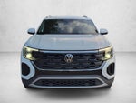 2025 Volkswagen Atlas Cross Sport 2.0T SE FWD