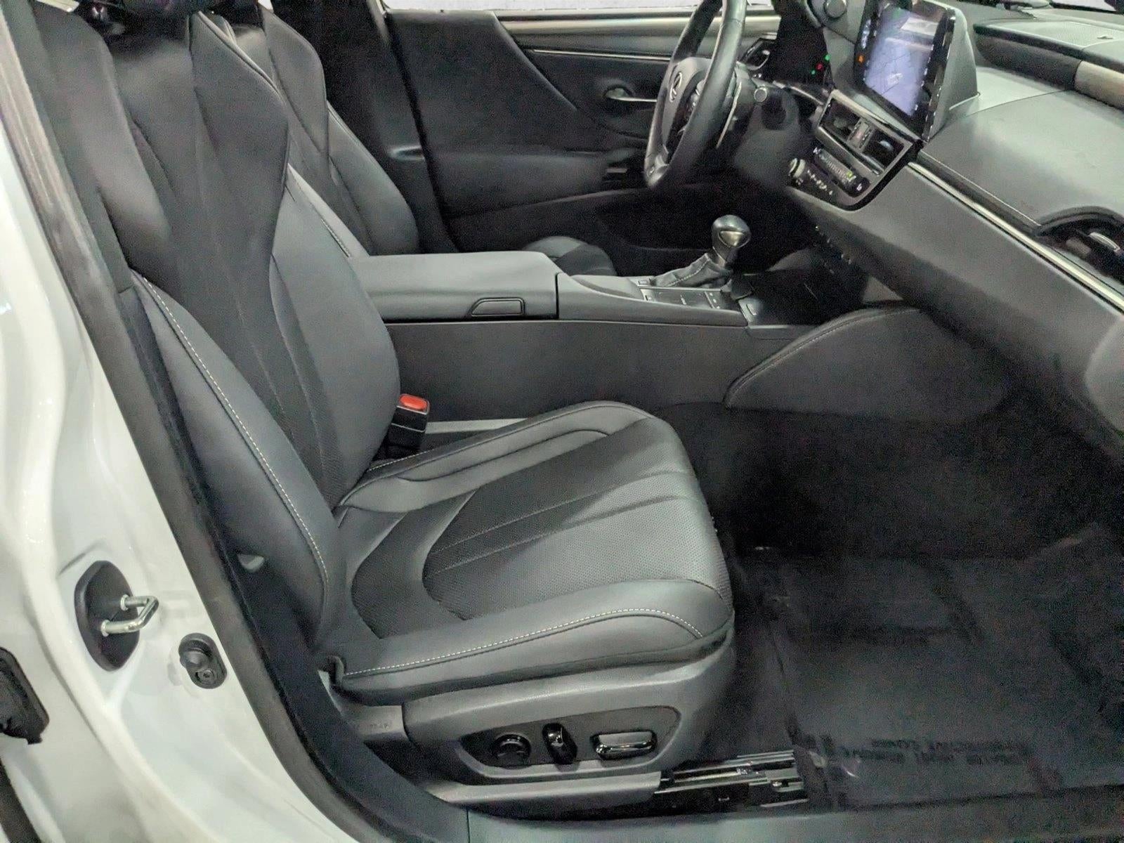 2022 Lexus ES 300h F SPORT FWD