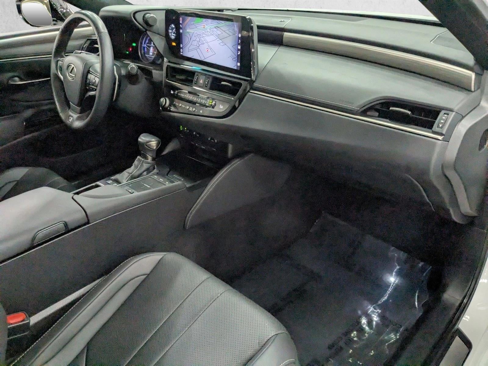 2022 Lexus ES 300h F SPORT FWD