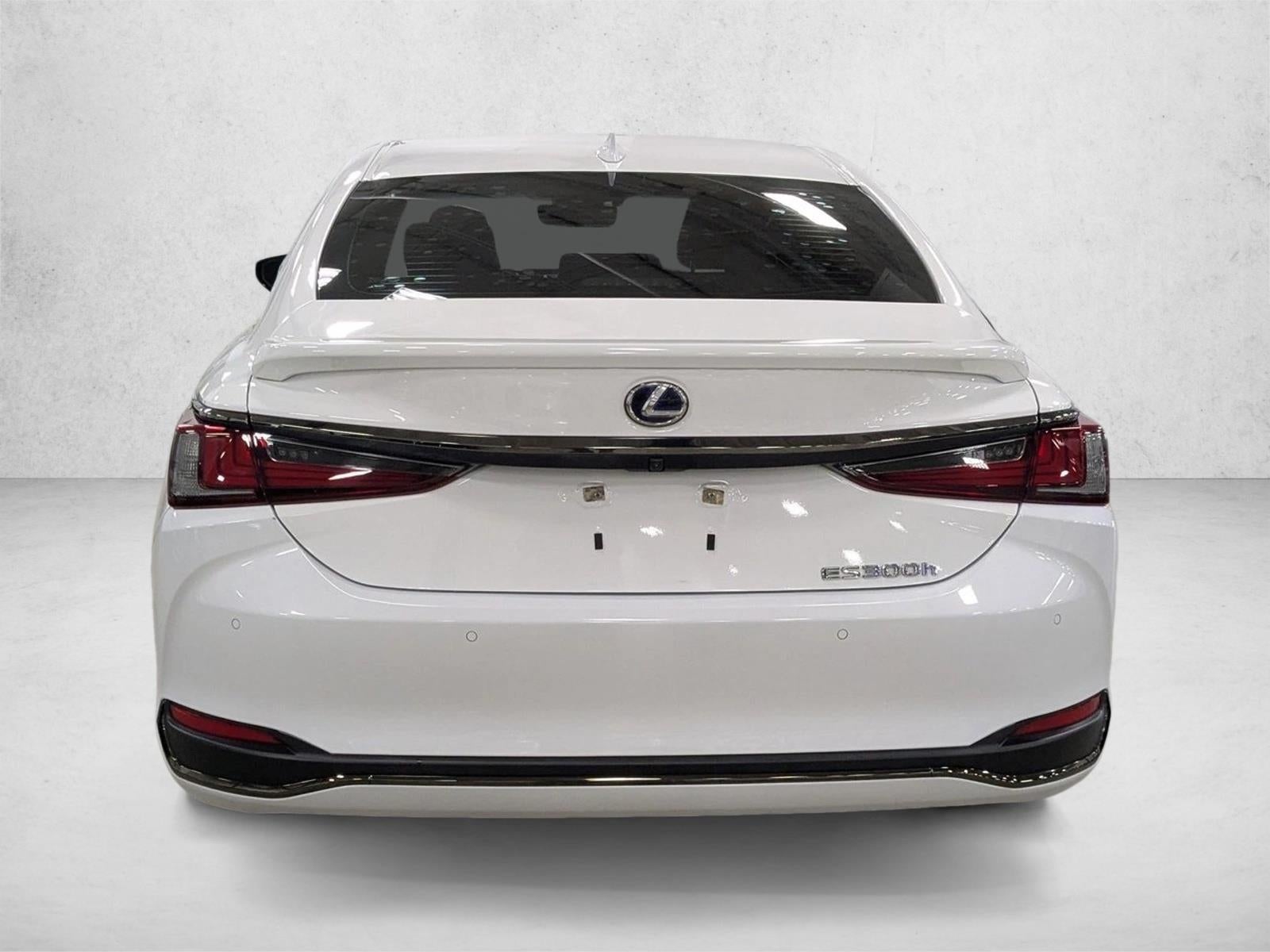 2022 Lexus ES 300h F SPORT FWD