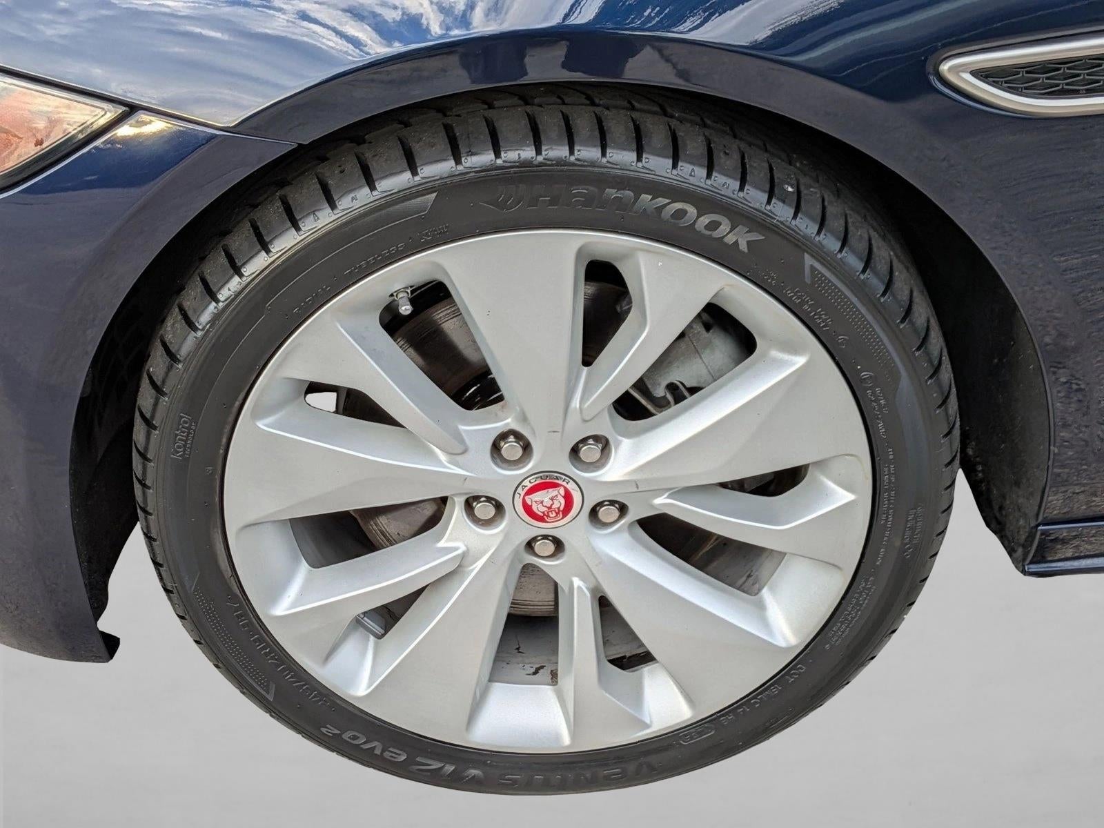 2022 Jaguar XF R-Dynamic SE Sedan AWD
