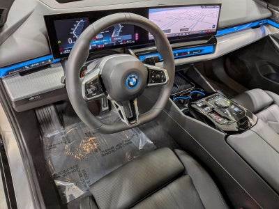 2026 BMW 550e xDrive Sedan