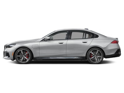 2026 BMW 550e xDrive Sedan