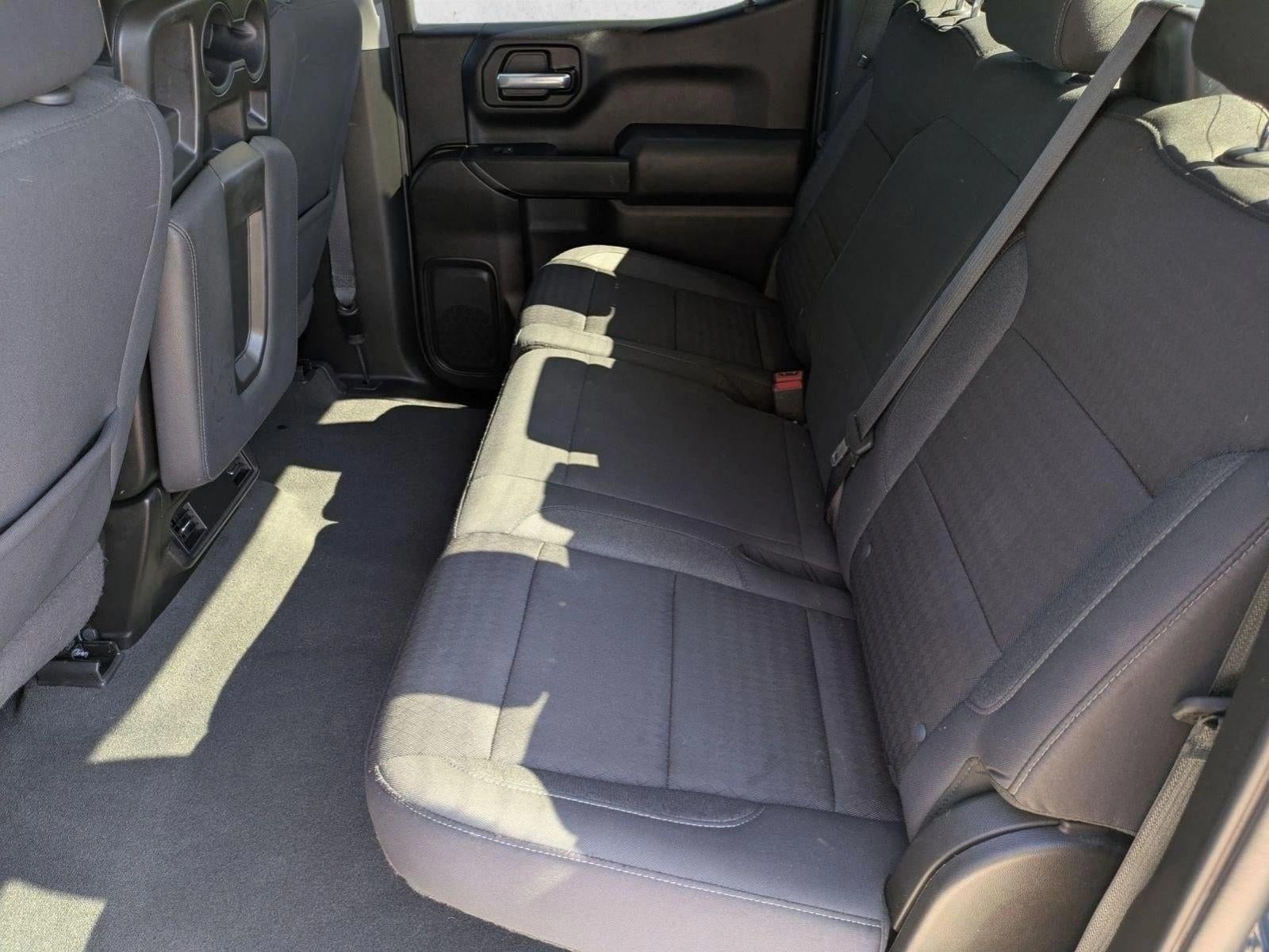 2022 Chevrolet Silverado 1500 Crew Cab Short Box 2-Wheel Drive Custom