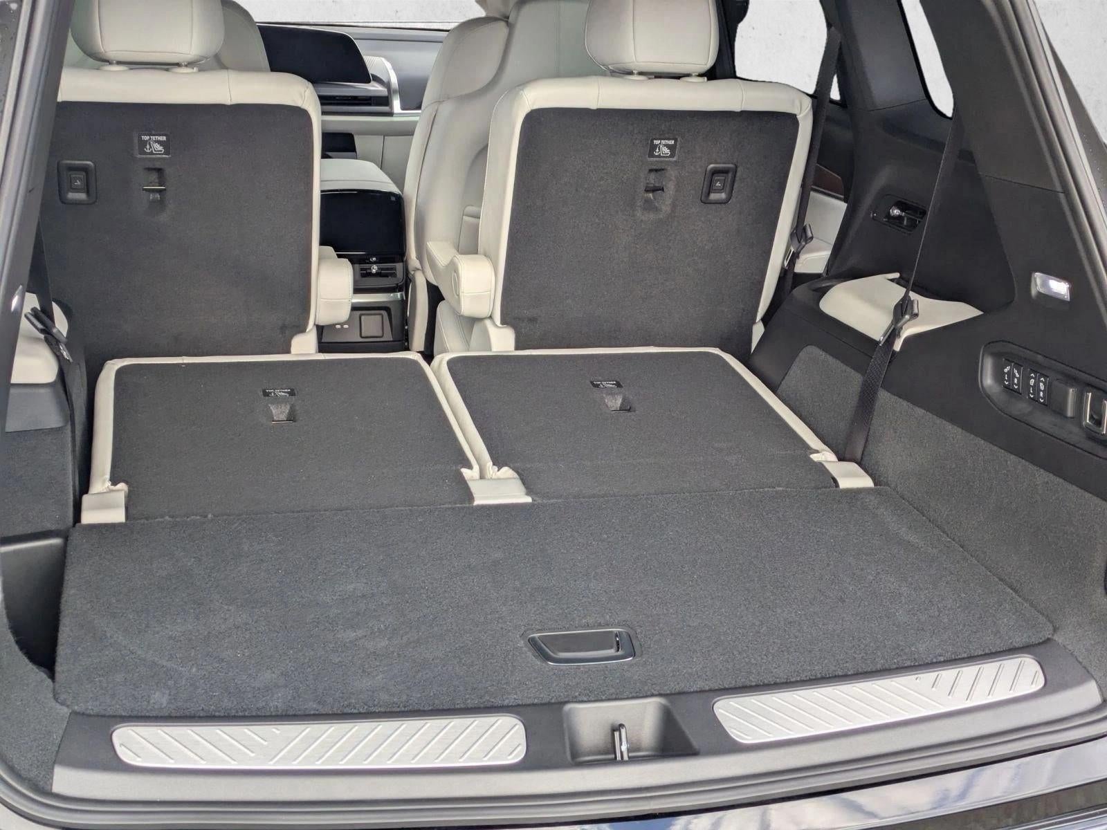 2026 Cadillac VISTIQ AWD 4dr Sport