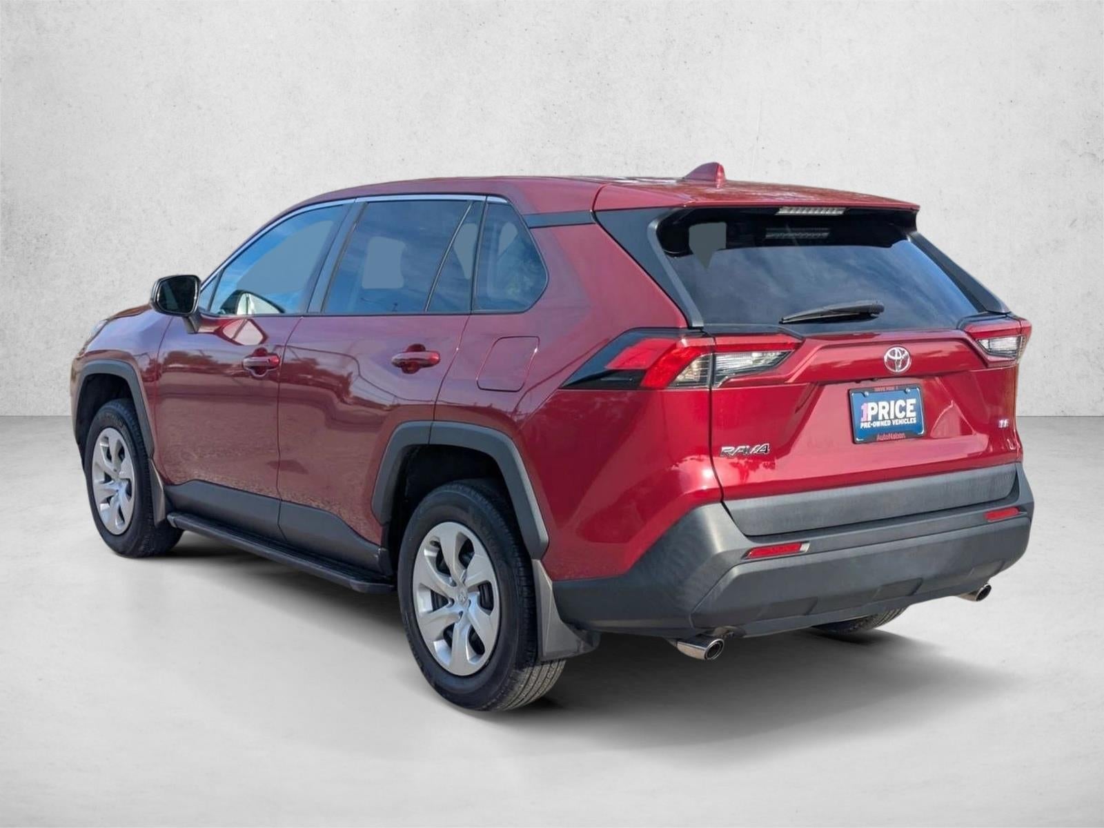 2022 Toyota RAV4 LE FWD (GS)