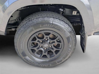 2022 Toyota Tacoma 4WD 4WD SR5 Double Cab 5' Bed V6 AT (Natl)
