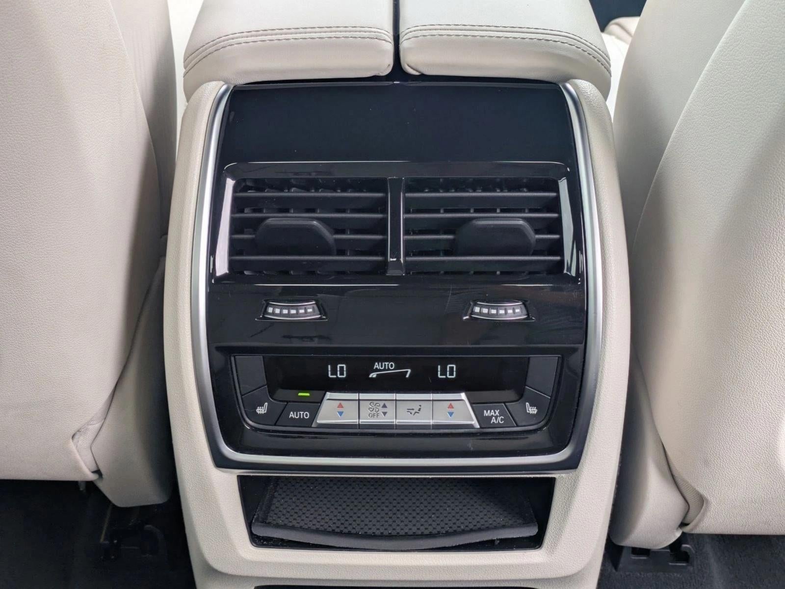 2024 BMW X7 xDrive40i Sports Activity Vehicle