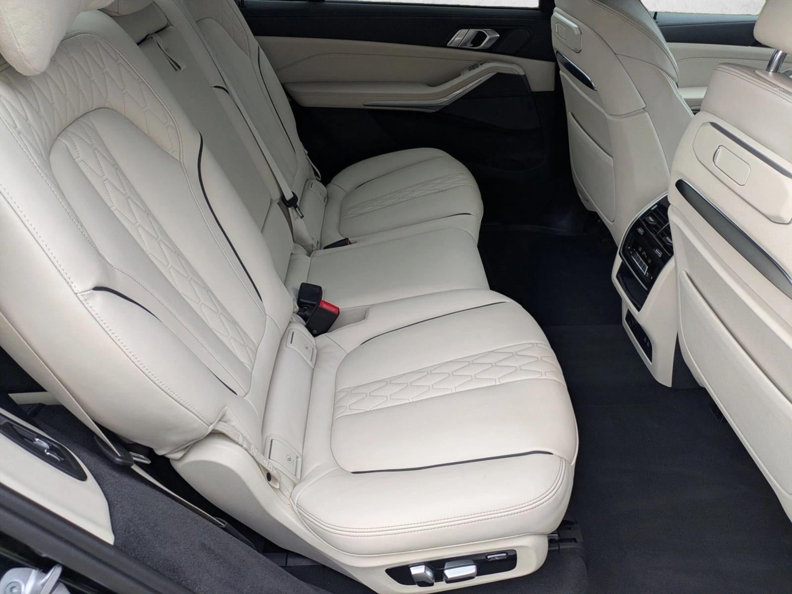 2024 BMW X7 xDrive40i Sports Activity Vehicle