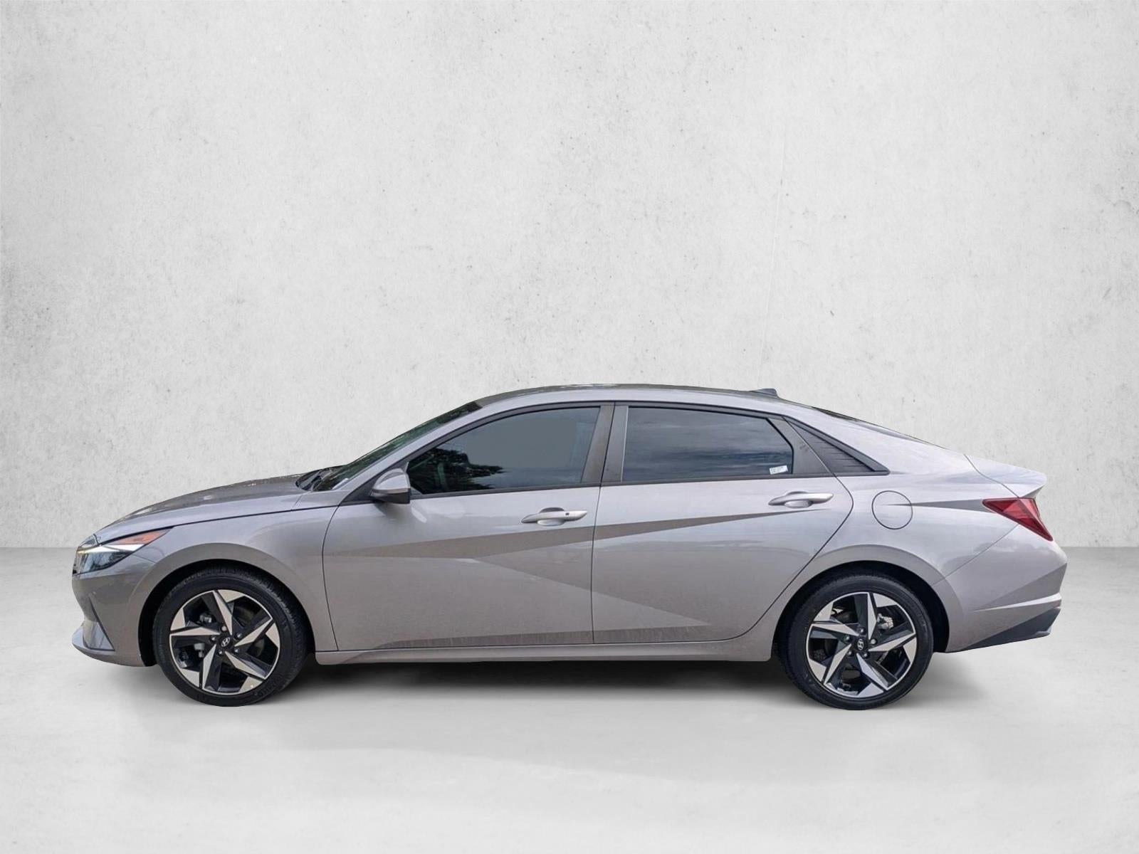 2023 Hyundai ELANTRA SEL IVT