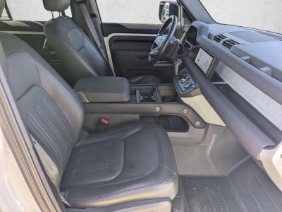 2022 Land Rover Defender 110 X-Dynamic SE AWD