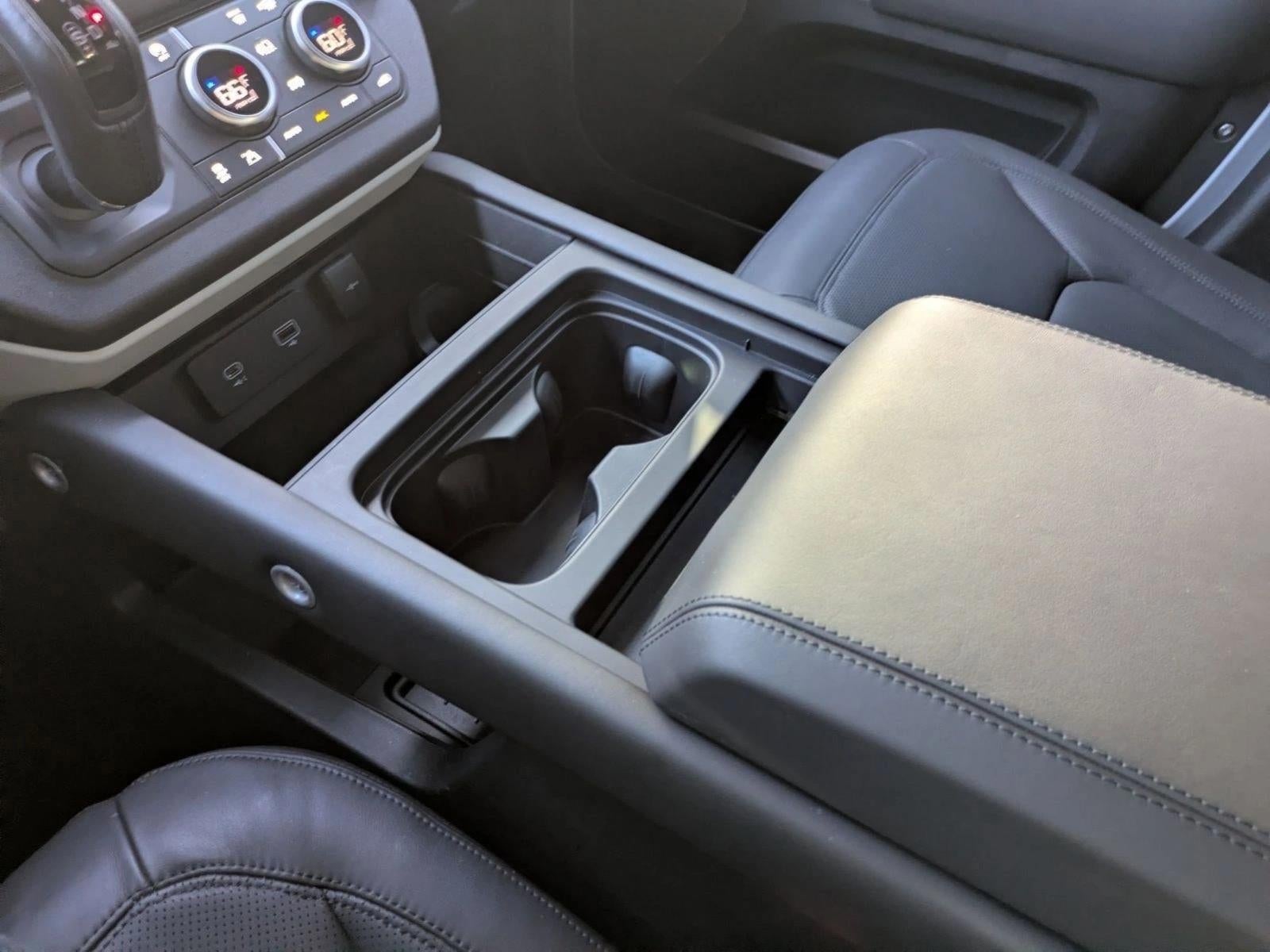 2024 Land Rover Defender 110 P400 S