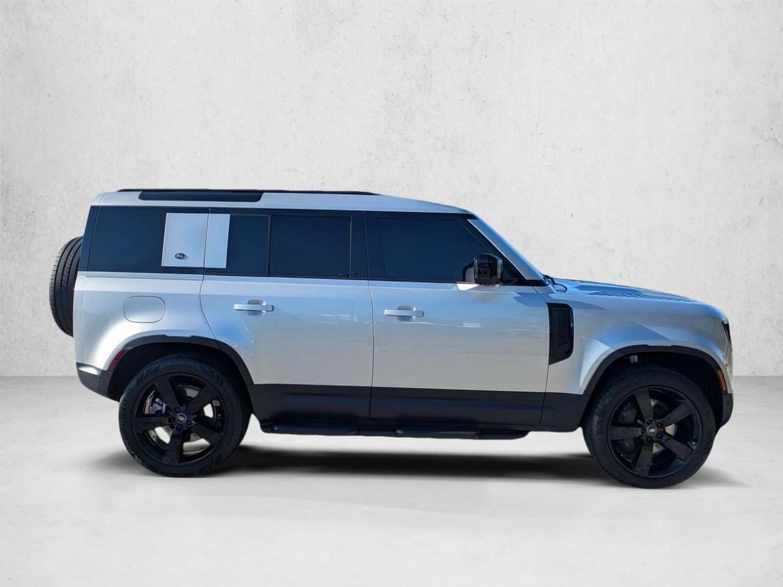 2024 Land Rover Defender 110 P400 S