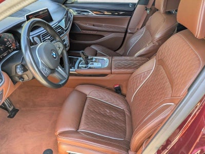 2020 BMW 750i xDrive Sedan