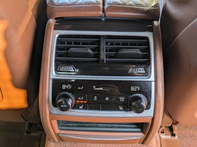 2020 BMW 750i xDrive Sedan