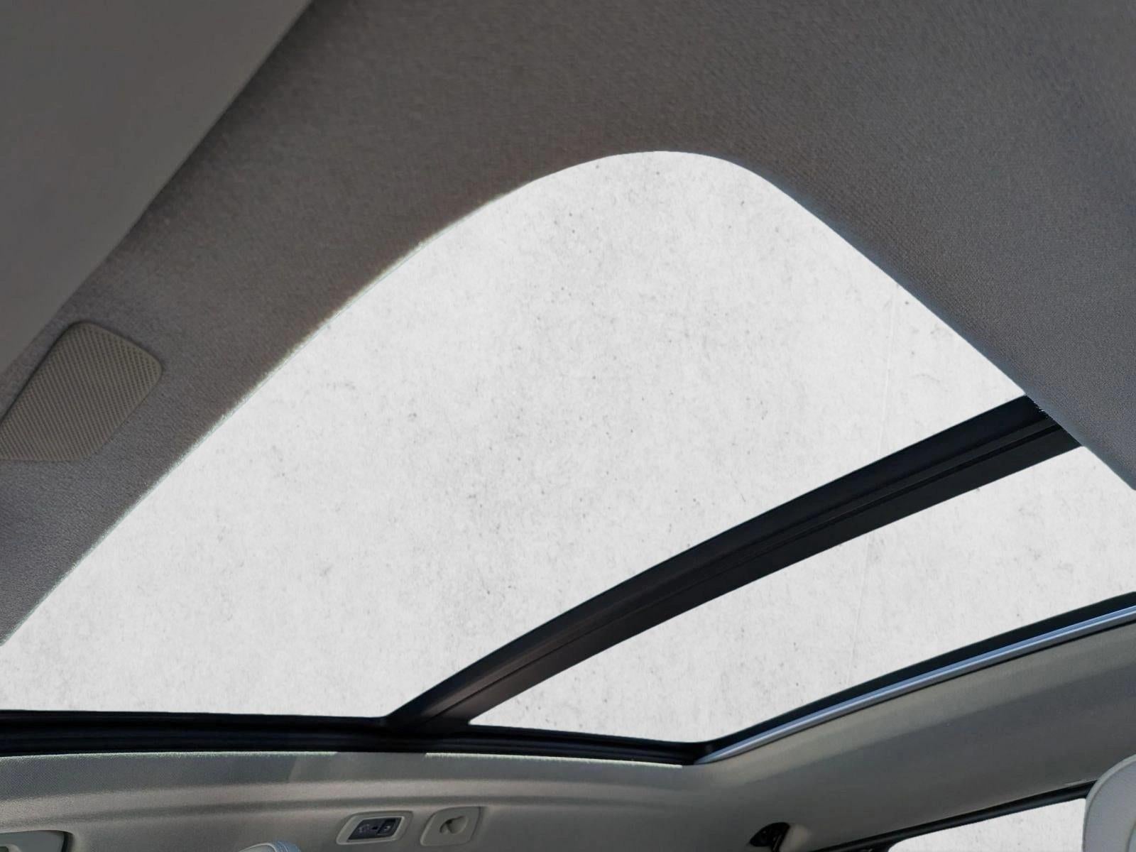 2019 Volvo XC40 T5 AWD Momentum