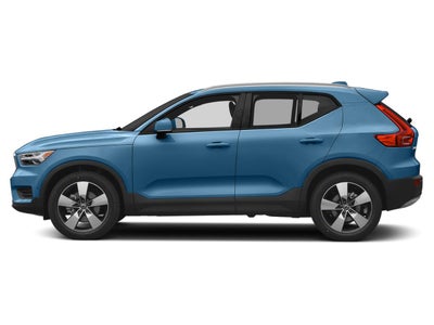 2019 Volvo XC40 T5 AWD Momentum
