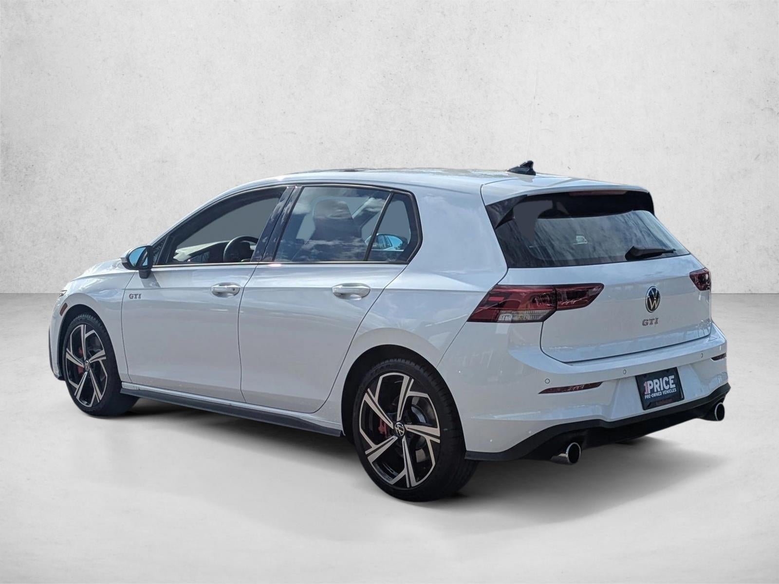 2025 Volkswagen Golf GTI 2.0T SE DSG