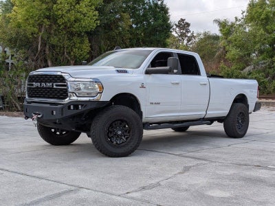 2022 RAM 3500 Big Horn 4x4 Crew Cab 8' Box
