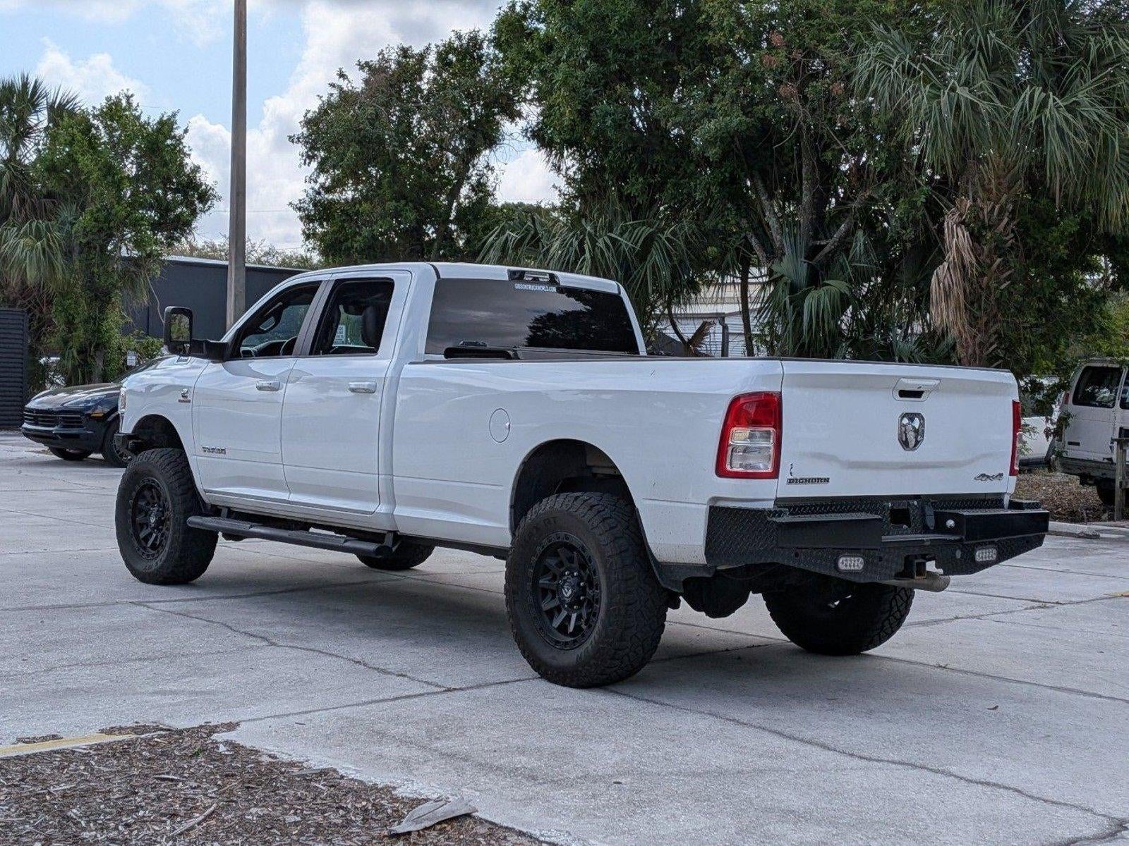 2022 RAM 3500 Big Horn 4x4 Crew Cab 8' Box