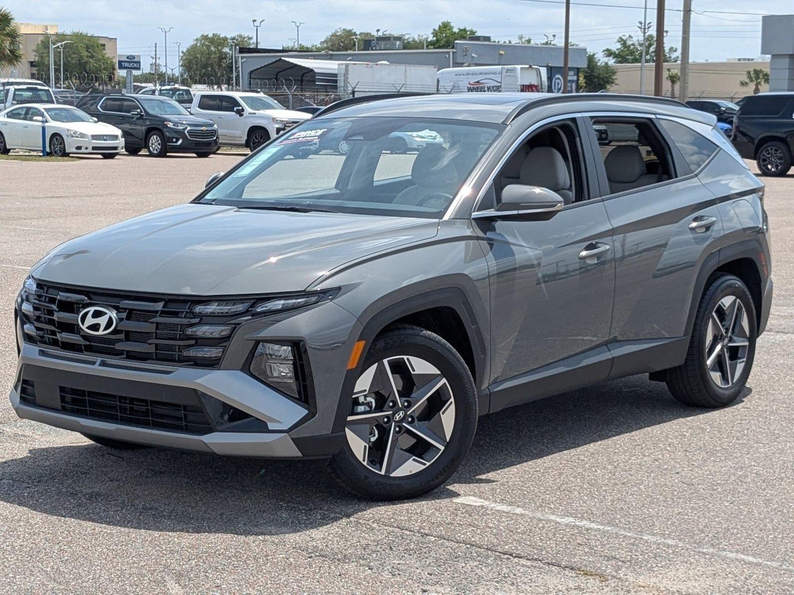2026 Hyundai TUCSON SEL Premium FWD