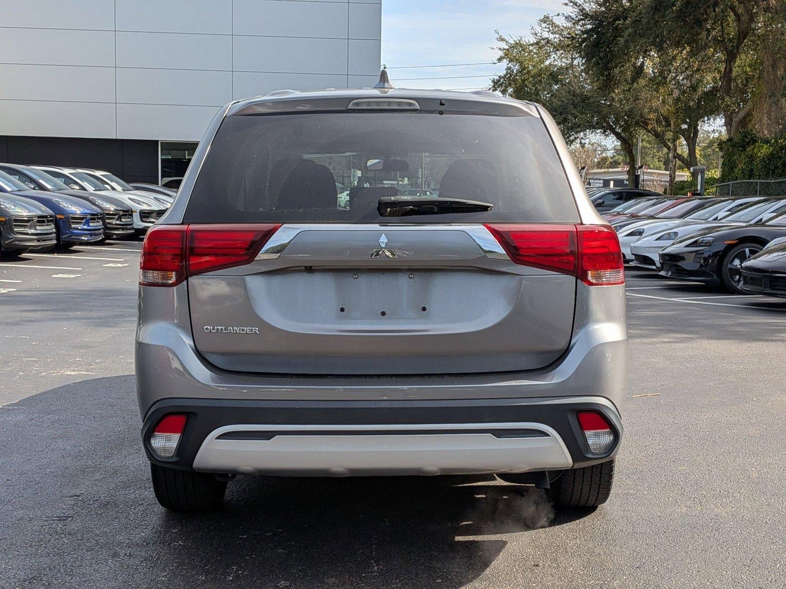 2020 Mitsubishi Outlander ES FWD
