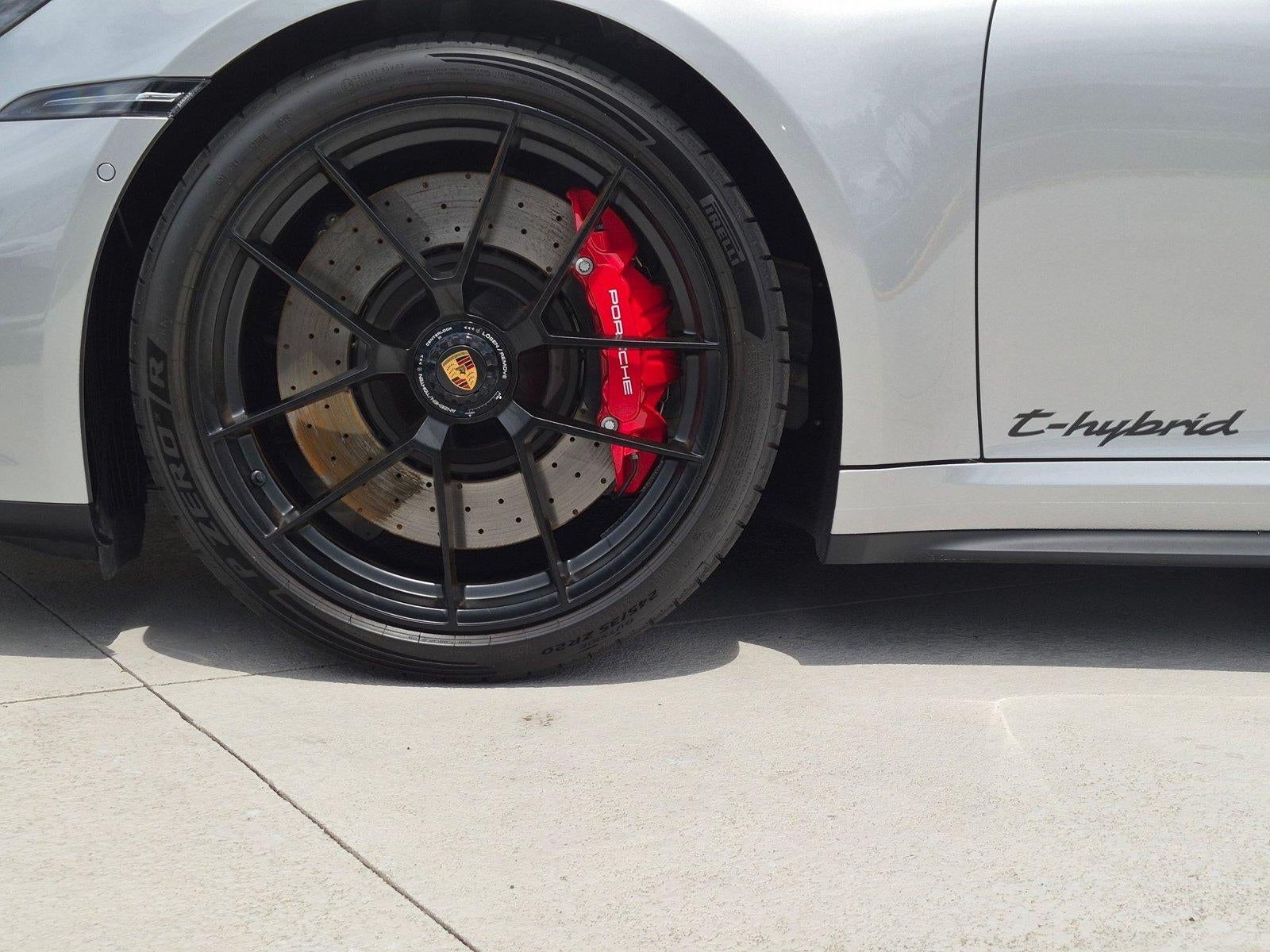 2026 Porsche 911 Carrera GTS Coupe