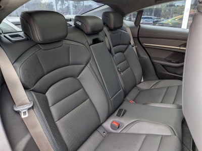 2025 Porsche Taycan Turbo S AWD