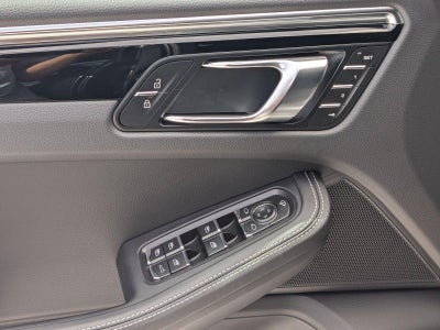 2025 Porsche Macan T AWD