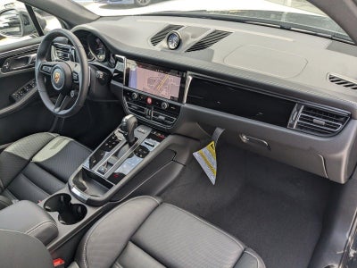 2025 Porsche Macan T AWD