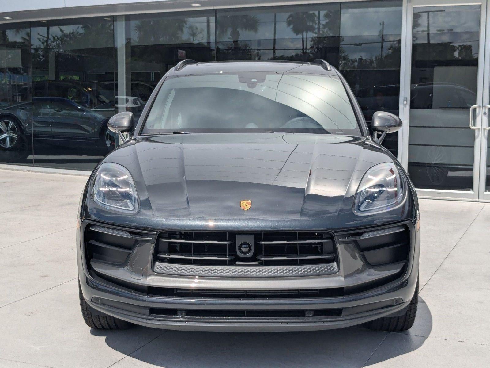 2025 Porsche Macan T AWD