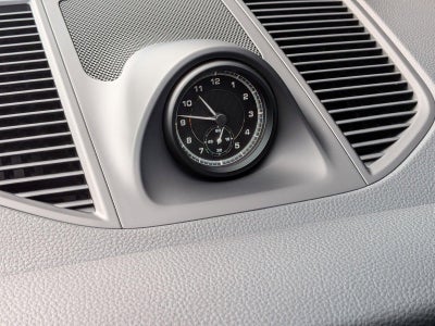 2025 Porsche Macan AWD