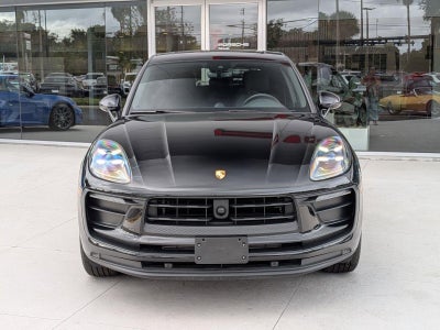 2025 Porsche Macan AWD