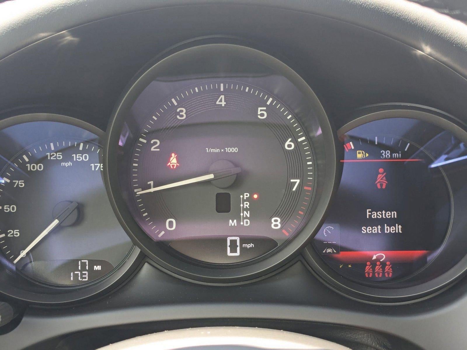 2025 Porsche Macan AWD