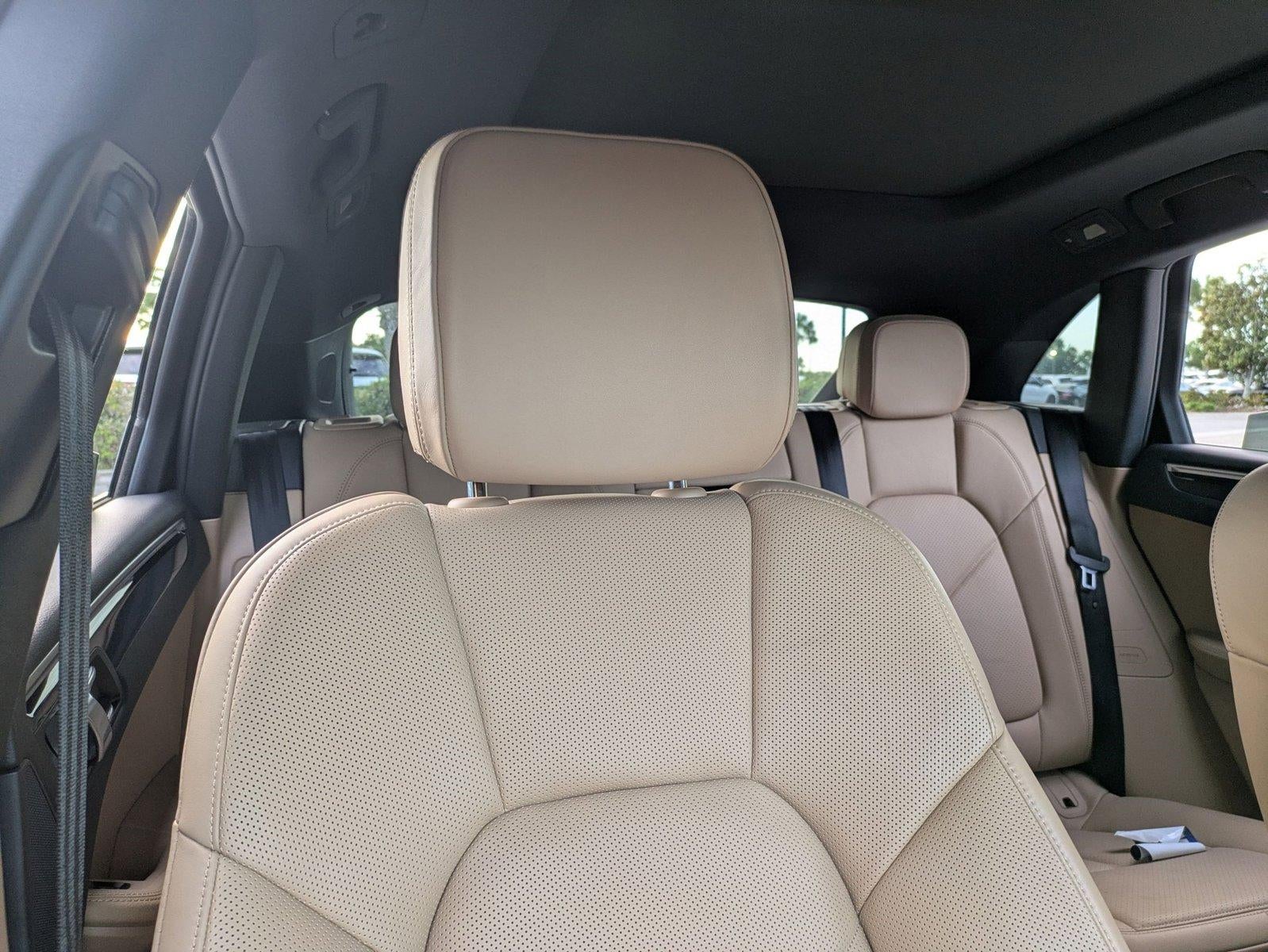 2021 Porsche Macan AWD