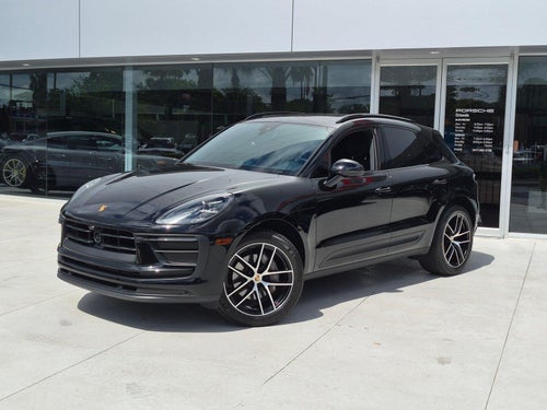 2023 Porsche Macan AWD