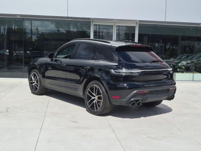 2023 Porsche Macan AWD