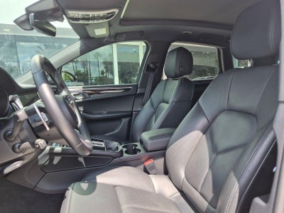 2023 Porsche Macan AWD