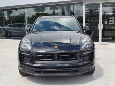 2023 Porsche Macan AWD