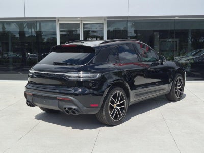 2023 Porsche Macan AWD