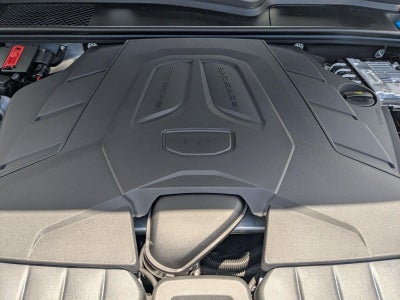 2025 Porsche Cayenne AWD