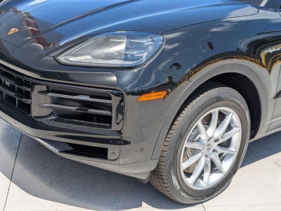 2025 Porsche Cayenne E-Hybrid AWD