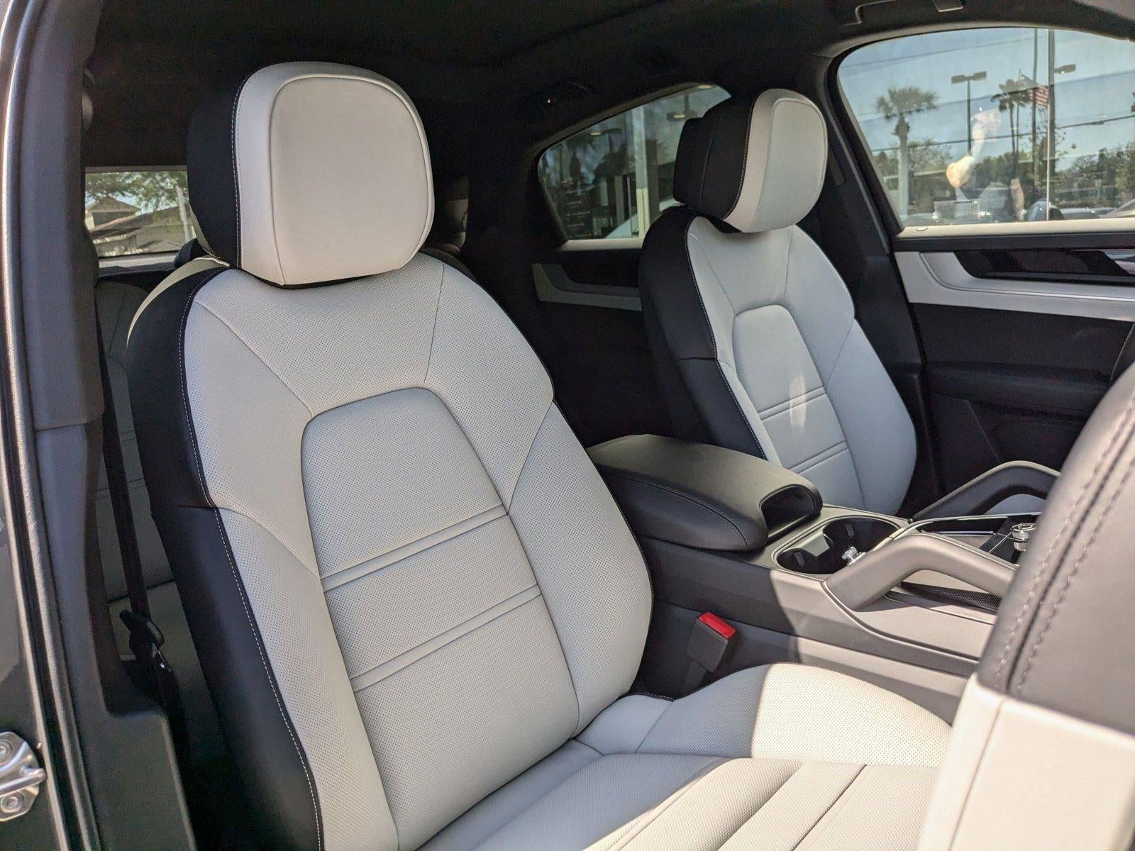 2025 Porsche Cayenne Coupe AWD